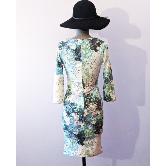 NWOT Floral holographic body con dress XS - Picture 2 of 5